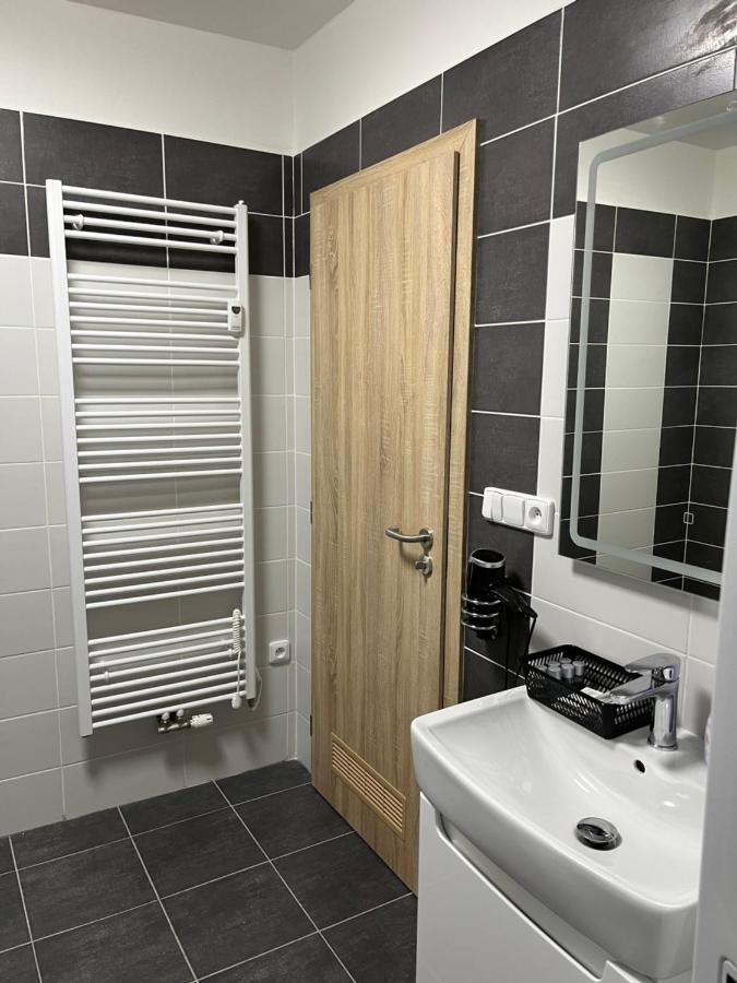 Novy Apartman V Arealu Wellness Hotelu Frymburk Buitenkant foto